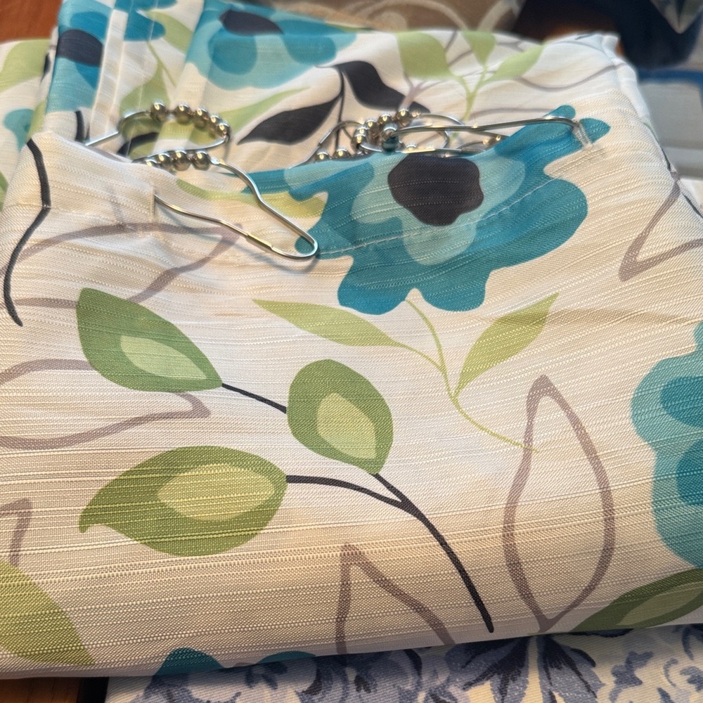 Floral Curtain with Rings. All for you. 72x72